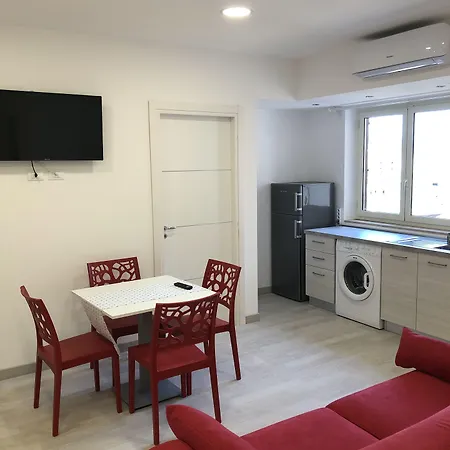 Attico Lady D 4* Paola