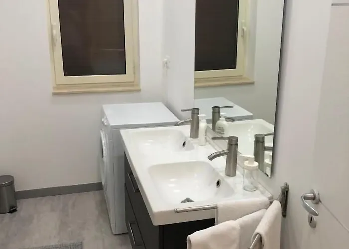 Attico Lady D 4* Paola